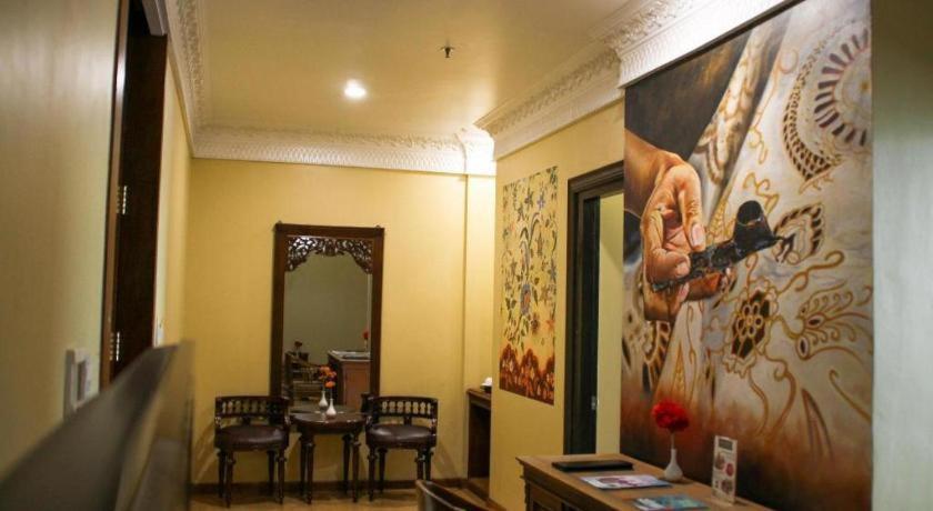 Amos Cozy Hotel Melawai Jakarta Exterior foto